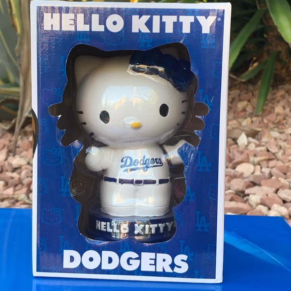 2023 LA Dodgers Collectible Blue and White Hello Kitty Bobblehead Figure - Picture 2 of 14